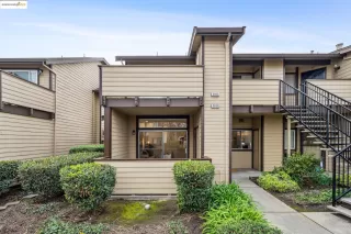 Photo #2: 41081895 Listing