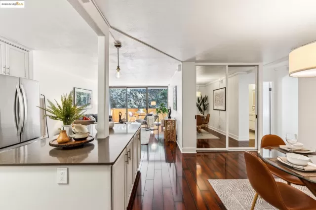 MLS: 41081962 Condo For Sale