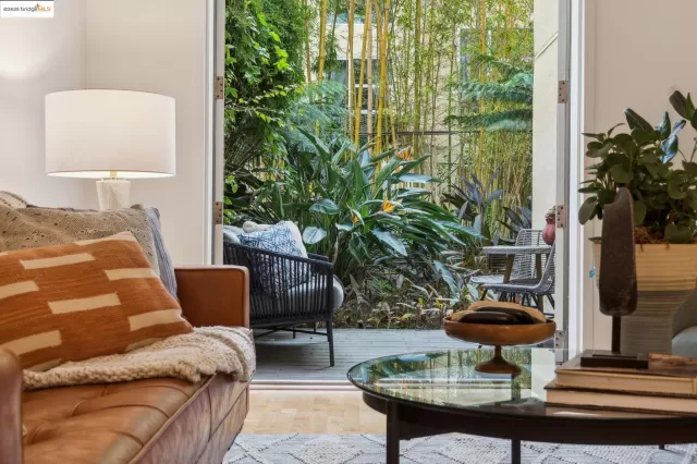 MLS: 41081972 Condo For Sale