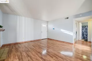 Photo #4: 41082064 Listing