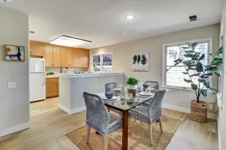 Photo #1: 41082087 Listing 