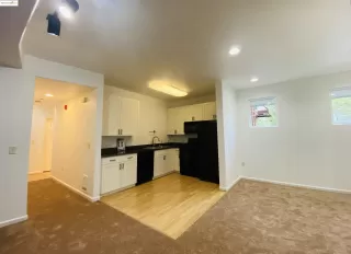 Photo #5: 41082137 Listing 