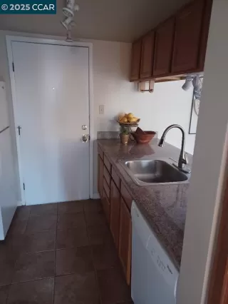 Photo #4: 41082182 Listing