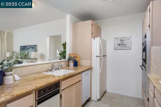 Photo #5: 41082203 Listing