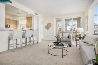 Photo #4: 41082204 Listing