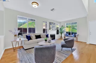 Photo #5: 41082328 Listing