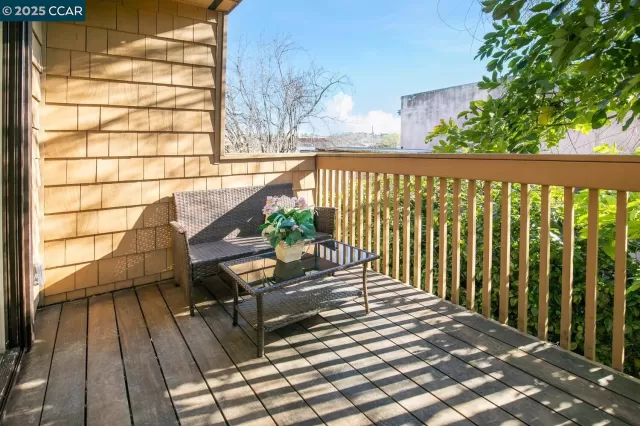 MLS: 41082418 Condo For Sale