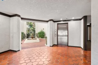 Photo #5: 41082420 Listing 