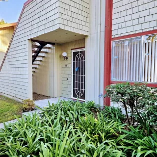 More Details about MLS # 41082432 : 921 CHERYL ANN CIRCLE # 1