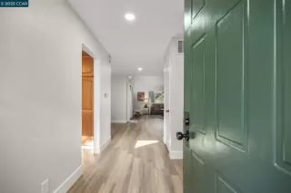 Photo #5: 41082448 Listing 