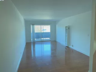 Photo #5: 41082540 Listing 