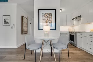 Photo #6: 41082553 Listing