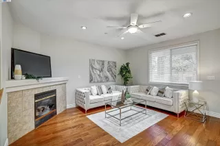 Photo #1: 41082557 Listing 