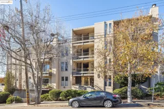 Photo #3: 41082582 Listing