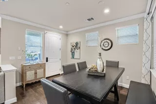 Photo #6: 41082584 Listing