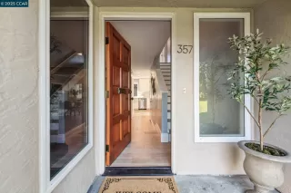 Photo #2: 41082600 Listing