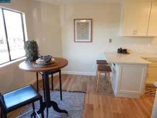 Photo #4: 41082662 Listing