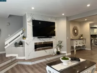 Photo #2: 41082685 Listing