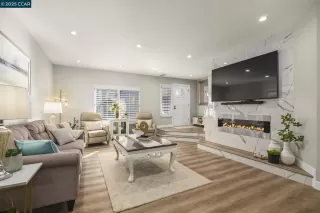 Photo #3: 41082685 Listing