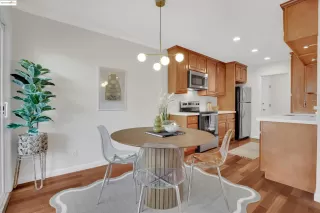 Photo #6: 41082711 Listing