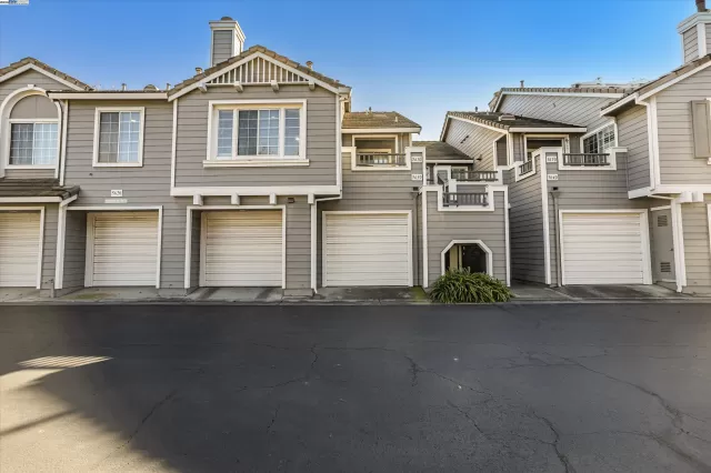 MLS: 41082769 Condo For Sale