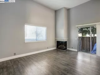 Photo #4: 41082911 Listing 