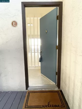 Photo #3: 41082957 Listing