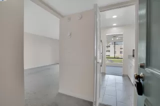 Photo #6: 41083015 Listing 