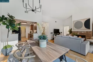 Photo #5: 41083084 Listing