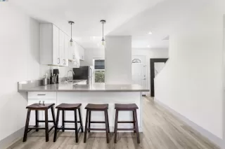 Photo #4: 41083099 Listing