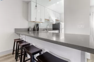 Photo #5: 41083099 Listing