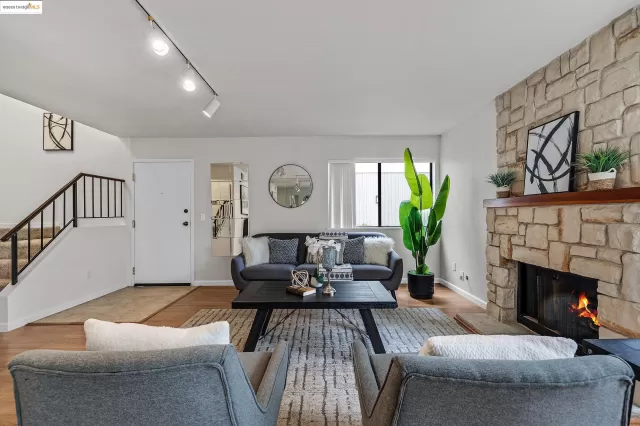 MLS: 41083132 Condo For Sale