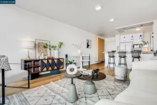 Photo #4: 41083170 Listing