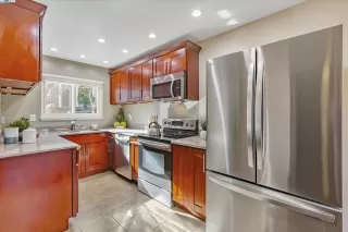 Photo #5: 41083185 Listing