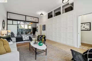 Photo #2: 41083237 Listing