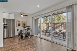 Photo #2: 41083285 Listing