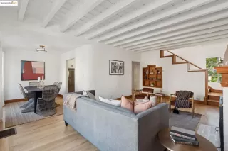 Photo #5: 41083349 Listing 