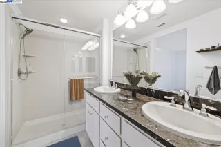 Photo #5: 41083353 Listing