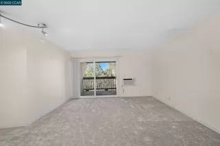 Photo #4: 41083355 Listing