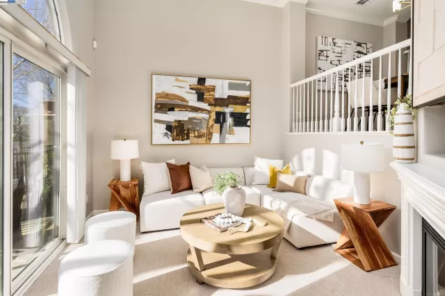 MLS: 41083481 Condo For Sale