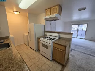 Photo #2: 41083656 Listing 