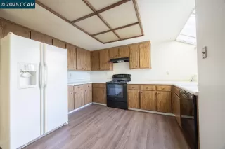 Photo #3: 41083663 Listing