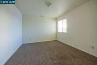 Photo #6: 41083663 Listing