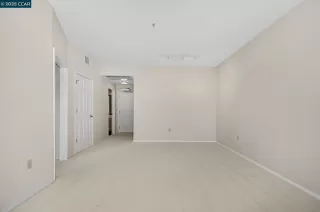 Photo #5: 41083689 Listing