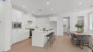 Photo #6: 41083756 Listing 