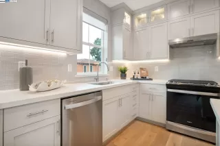 Photo #5: 41083760 Listing