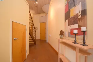 Photo #5: 41083771 Listing