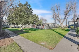 Photo #4: 41083803 Listing