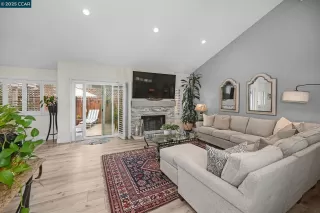Photo #2: 41083819 Listing