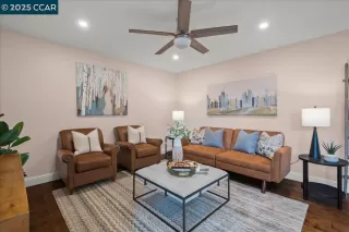 Photo #2: 41083926 Listing